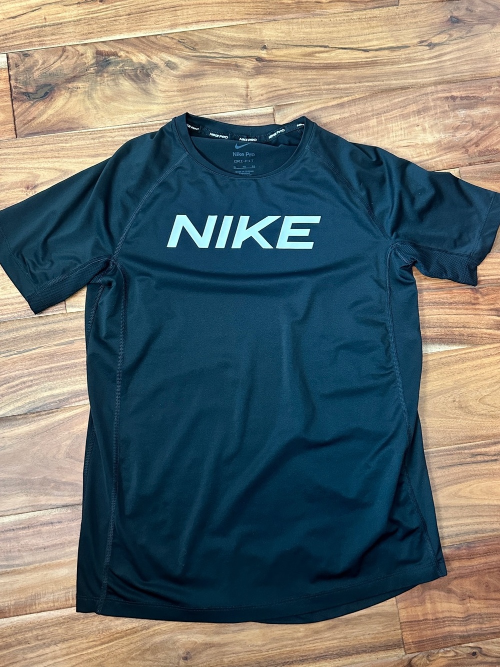 Lot of Boys XL Tshirts. 5 Nike 1 Under Armour
